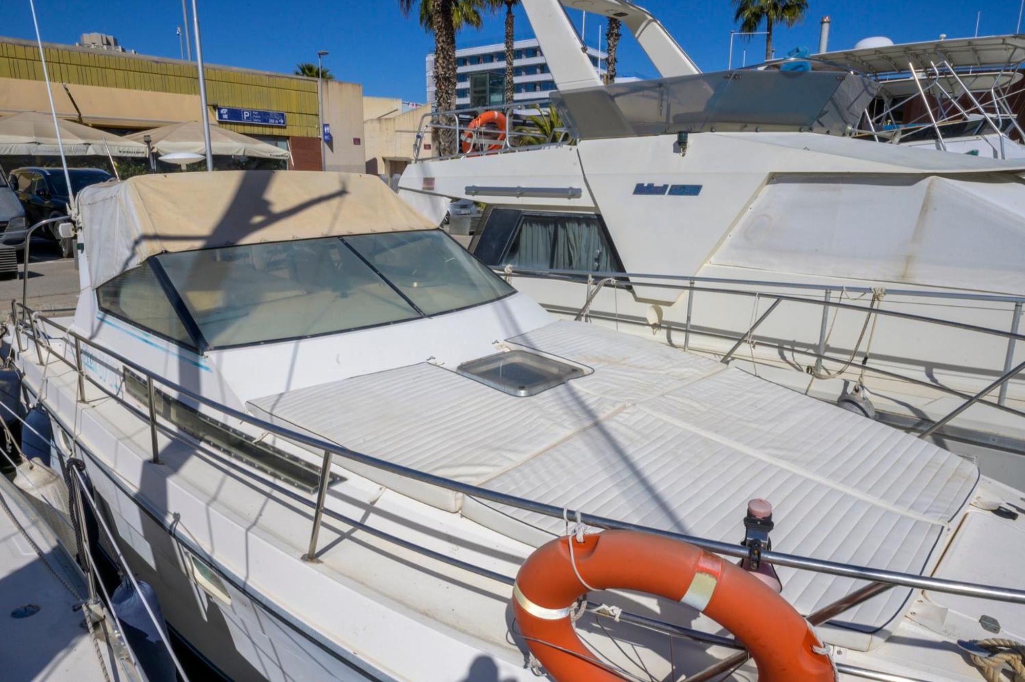 Boat Hotel Barcelona Sant Adria de Besos Oda fotoğraf